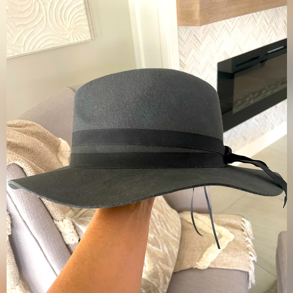 Nordstrom 100% Wool Hat Charcoal One Size Fits All Adjustable Foldable Travel - Picture 3 of 9